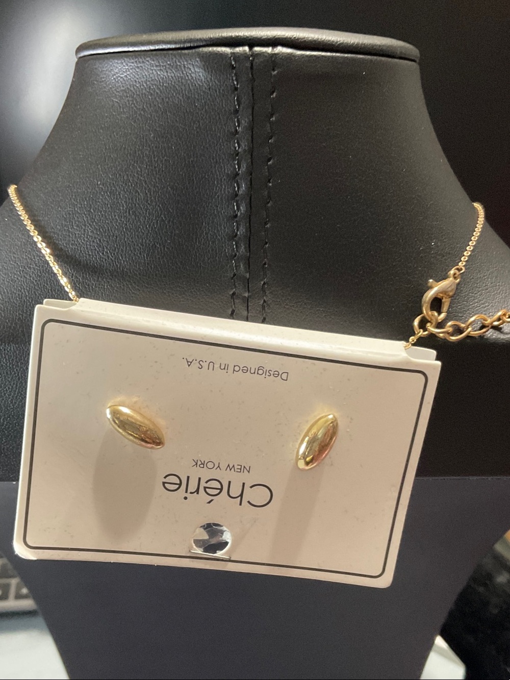 Three-Bead Minimalist Gold Necklace for Women with matching earrings. - Picture 3 of 3